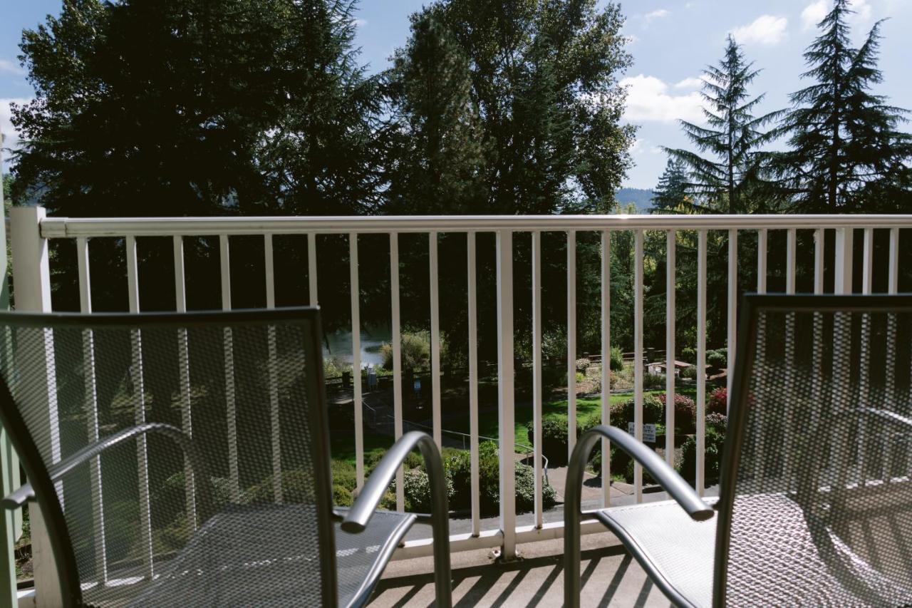 Riverfront Inn Roseburg Eksteriør billede