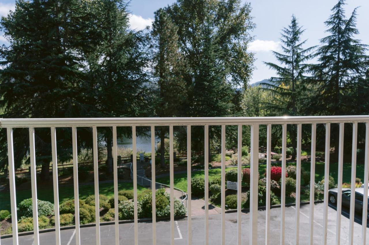 Riverfront Inn Roseburg Eksteriør billede